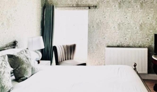 House Hotel